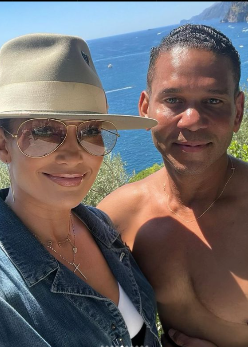 Jennifer Lopez Alex Rodriguez Picture Leave Fans Stunned ! Know Why?